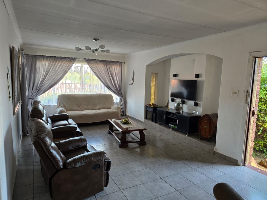 To Let 3 Bedroom Property for Rent in Marlands Gauteng
