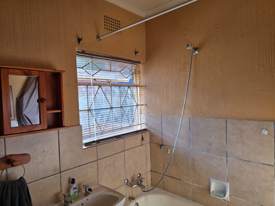 To Let 3 Bedroom Property for Rent in Marlands Gauteng