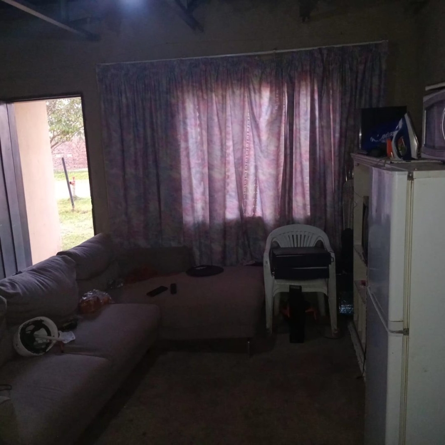 2 Bedroom Property for Sale in Daveyton Gauteng