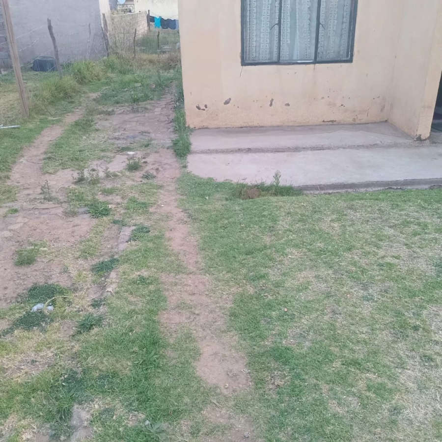 2 Bedroom Property for Sale in Daveyton Gauteng