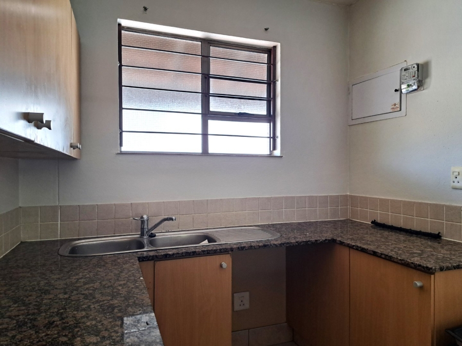 2 Bedroom Property for Sale in Sandton Central Gauteng