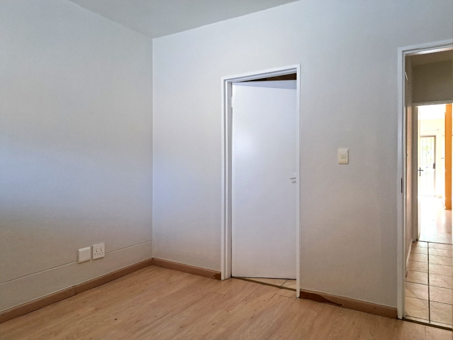 2 Bedroom Property for Sale in Sandton Central Gauteng