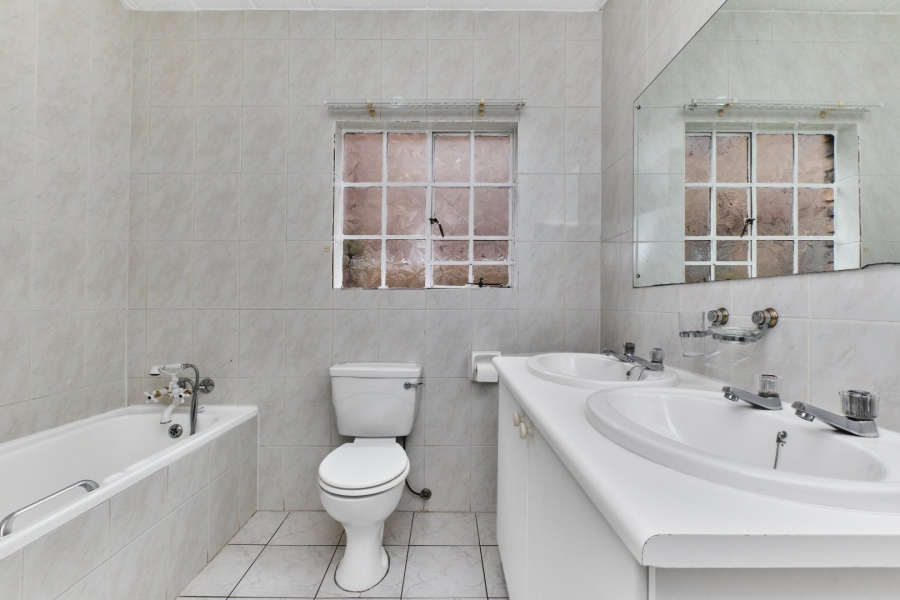 2 Bedroom Property for Sale in Northwold Gauteng