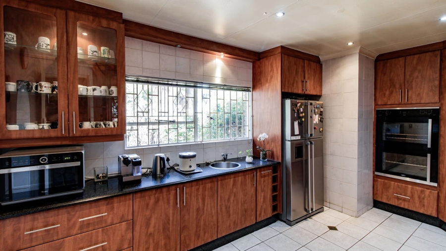 4 Bedroom Property for Sale in Mulbarton Gauteng