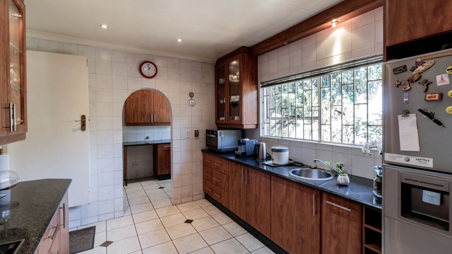 4 Bedroom Property for Sale in Mulbarton Gauteng