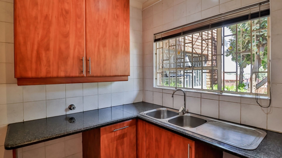 4 Bedroom Property for Sale in Mulbarton Gauteng