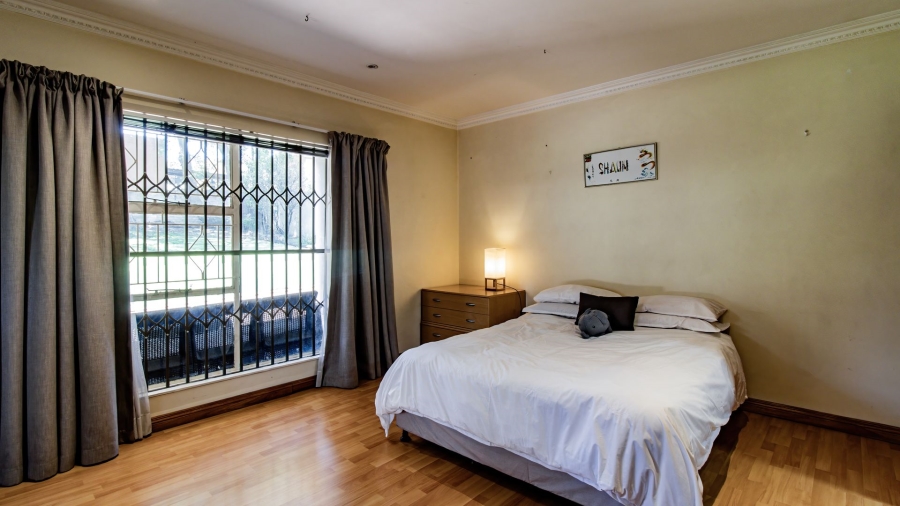 4 Bedroom Property for Sale in Mulbarton Gauteng