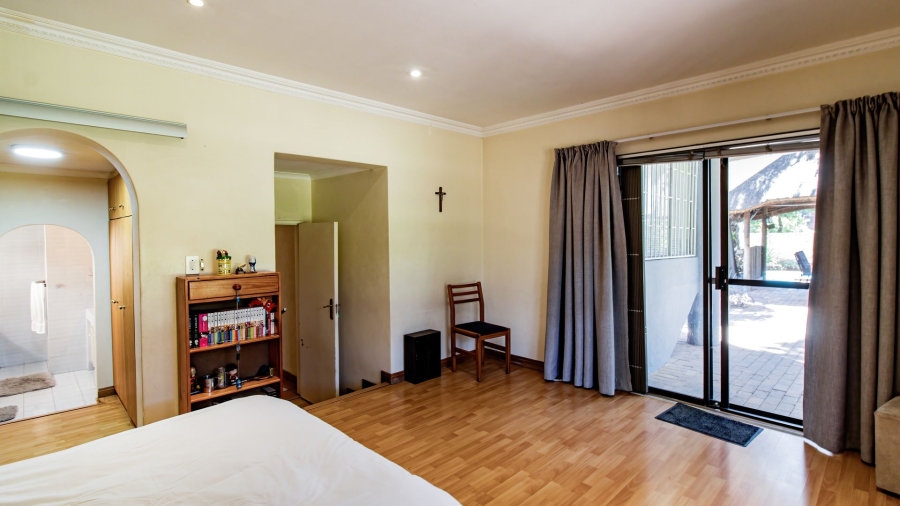 4 Bedroom Property for Sale in Mulbarton Gauteng