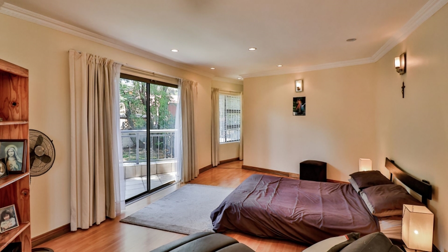 4 Bedroom Property for Sale in Mulbarton Gauteng