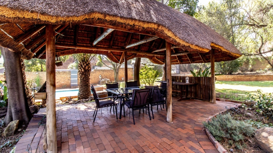 4 Bedroom Property for Sale in Mulbarton Gauteng