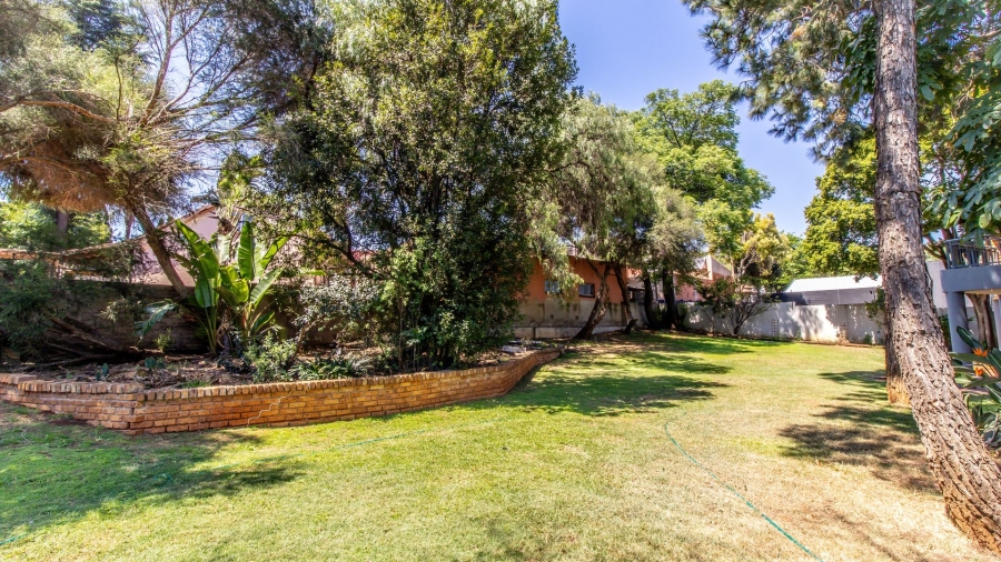 4 Bedroom Property for Sale in Mulbarton Gauteng