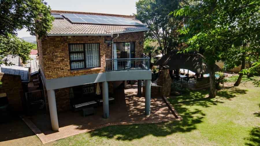 4 Bedroom Property for Sale in Mulbarton Gauteng