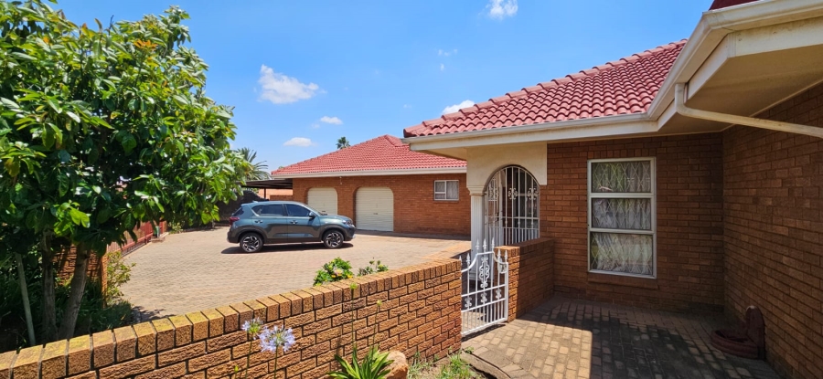 3 Bedroom Property for Sale in Ferryvale Gauteng