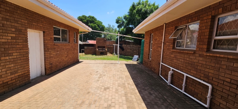 3 Bedroom Property for Sale in Ferryvale Gauteng