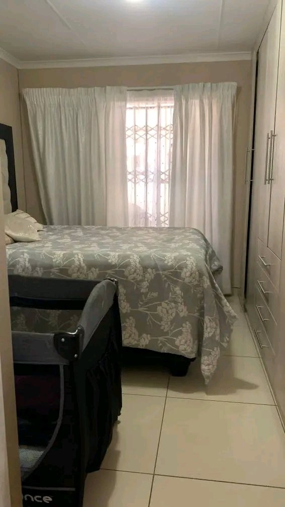 3 Bedroom Property for Sale in Rosslyn Gauteng