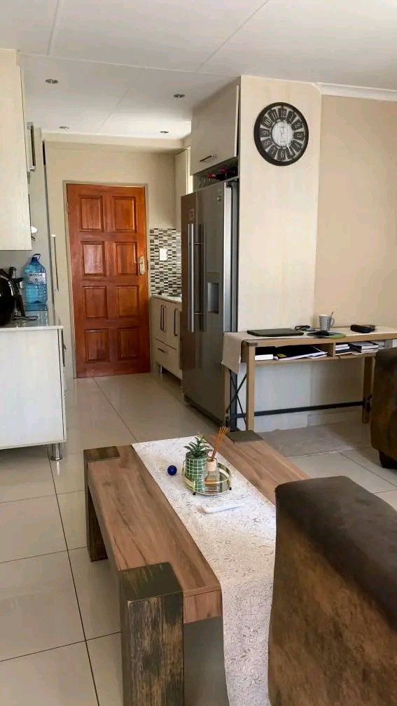 3 Bedroom Property for Sale in Rosslyn Gauteng