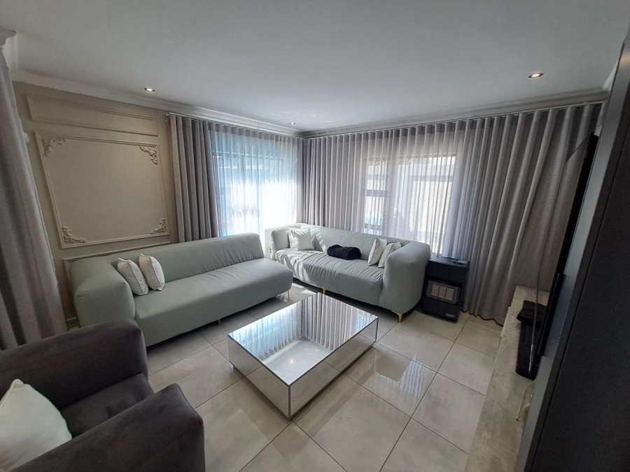 4 Bedroom Property for Sale in Zambezi Manor Lifestyle Estate Gauteng