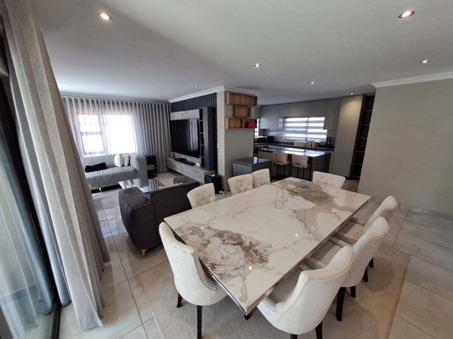 4 Bedroom Property for Sale in Zambezi Manor Lifestyle Estate Gauteng