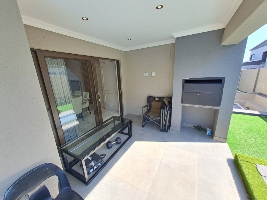 4 Bedroom Property for Sale in Zambezi Manor Lifestyle Estate Gauteng