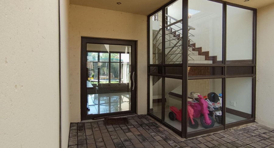 4 Bedroom Property for Sale in Blue Valley Golf Estate Gauteng