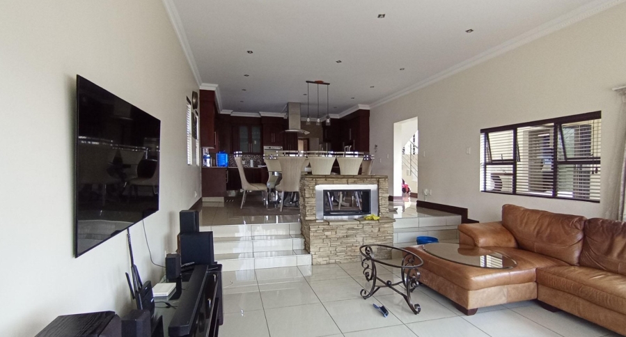 4 Bedroom Property for Sale in Blue Valley Golf Estate Gauteng