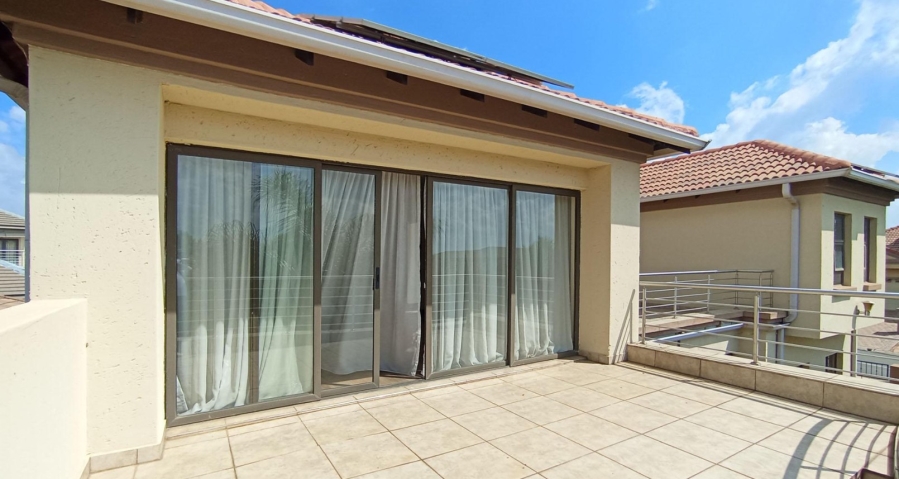 4 Bedroom Property for Sale in Blue Valley Golf Estate Gauteng
