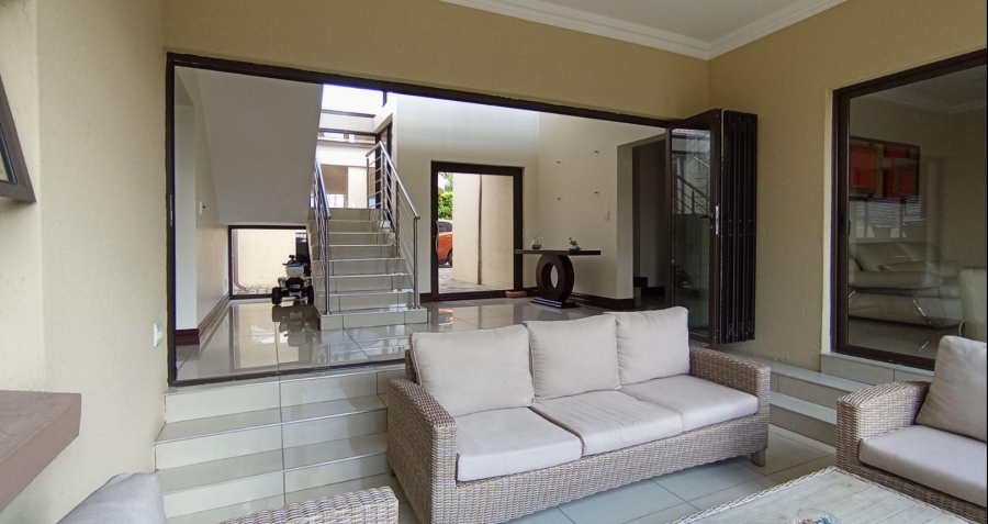 4 Bedroom Property for Sale in Blue Valley Golf Estate Gauteng