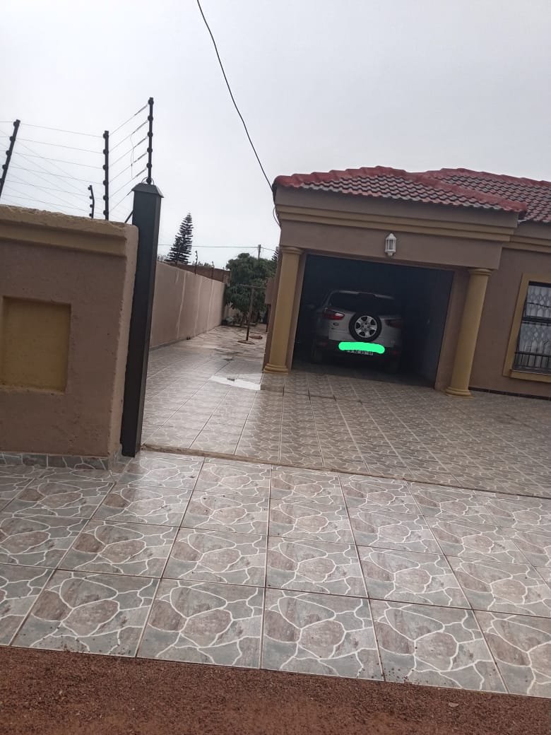 3 Bedroom Property for Sale in Soshanguve JJ Gauteng