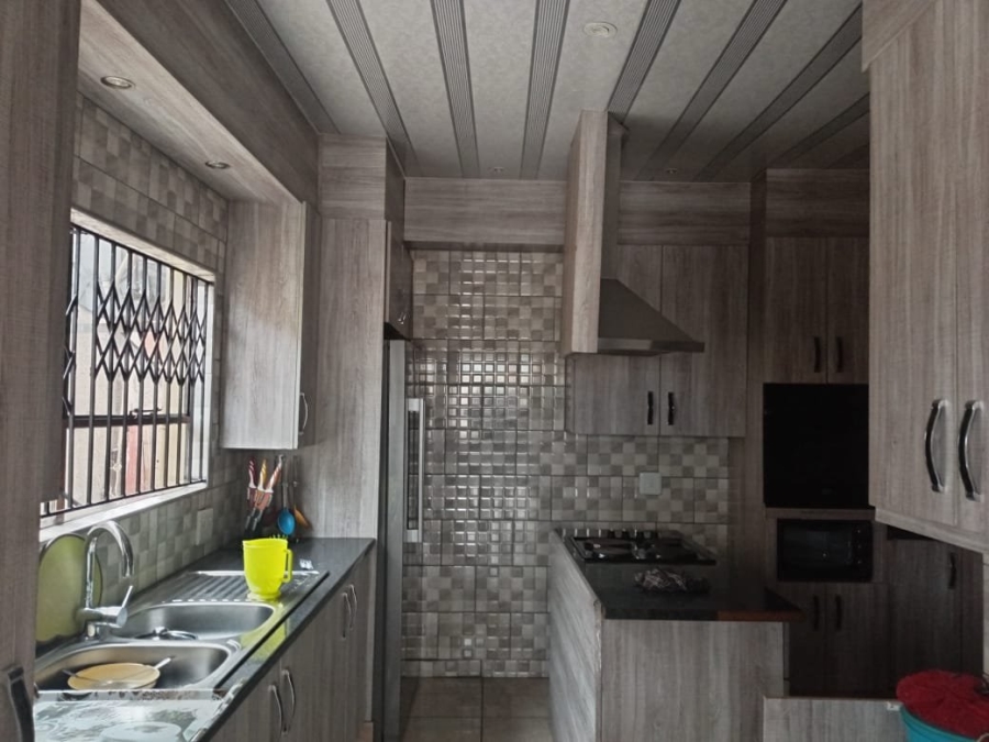 3 Bedroom Property for Sale in Soshanguve JJ Gauteng