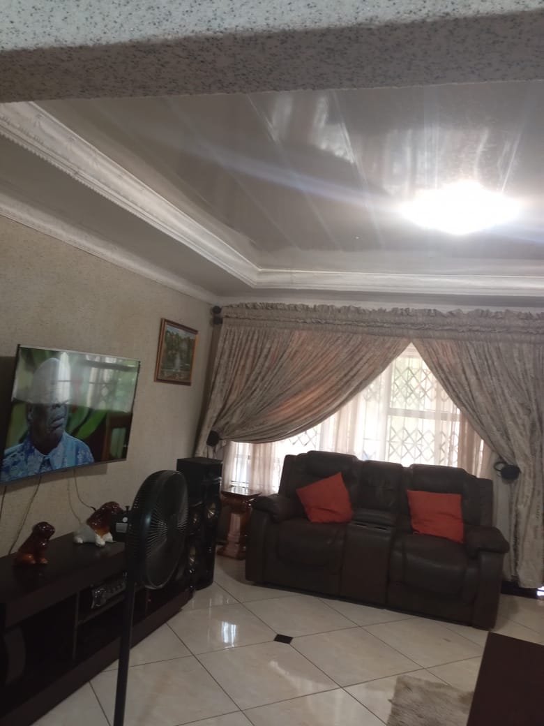 3 Bedroom Property for Sale in Soshanguve JJ Gauteng
