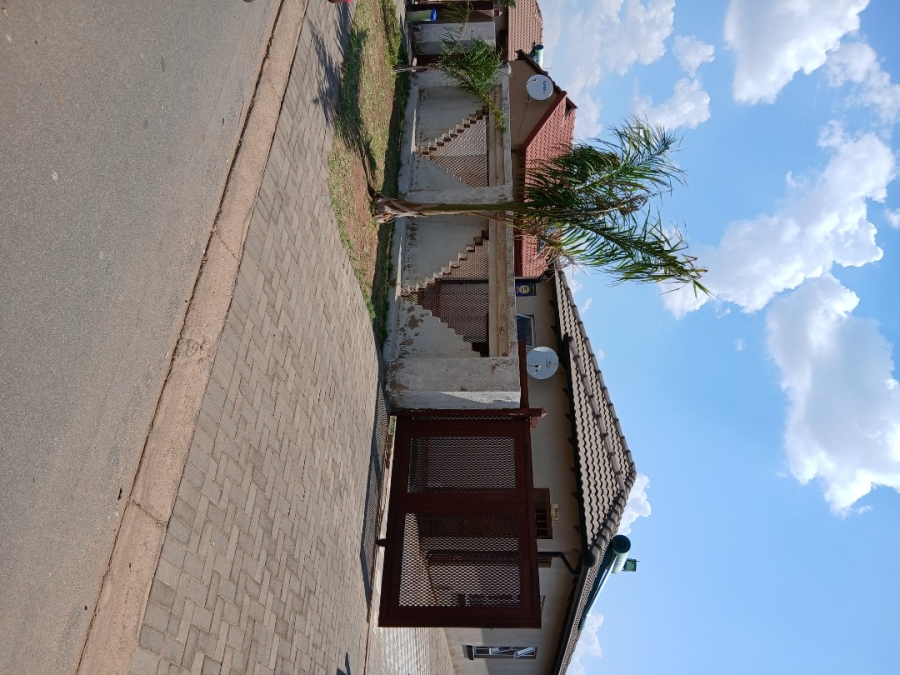 3 Bedroom Property for Sale in Soshanguve East Gauteng