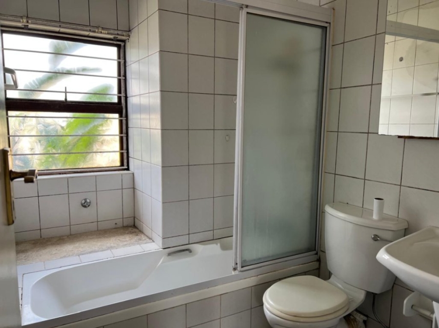 2 Bedroom Property for Sale in Kew Gauteng