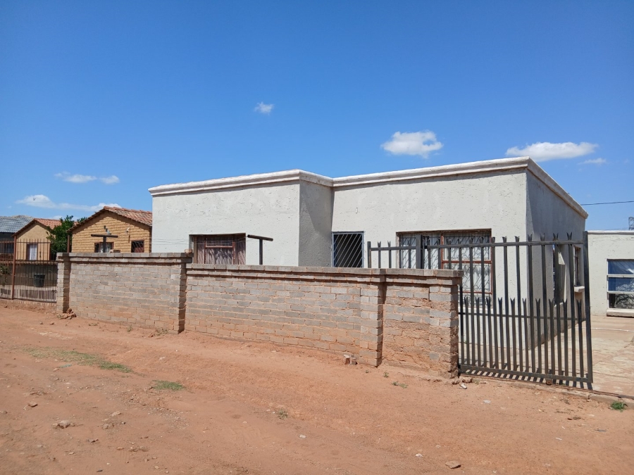 7 Bedroom Property for Sale in Soshanguve L Gauteng