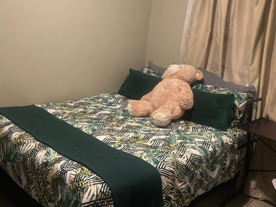 2 Bedroom Property for Sale in Montana Tuine Gauteng