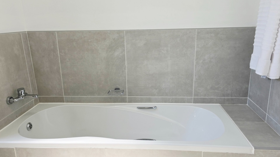 2 Bedroom Property for Sale in Lilianton Gauteng