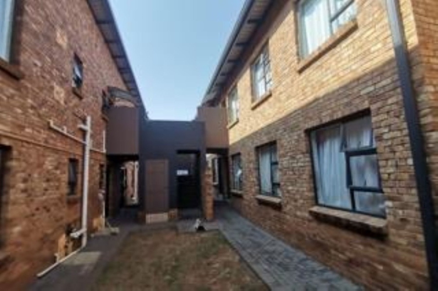 3 Bedroom Property for Sale in Albertsdal Gauteng