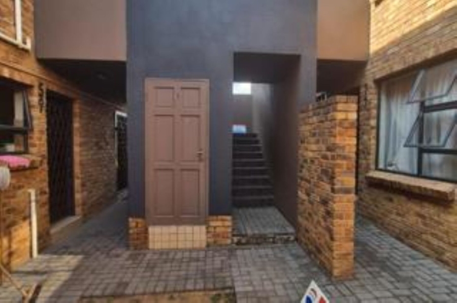 3 Bedroom Property for Sale in Albertsdal Gauteng