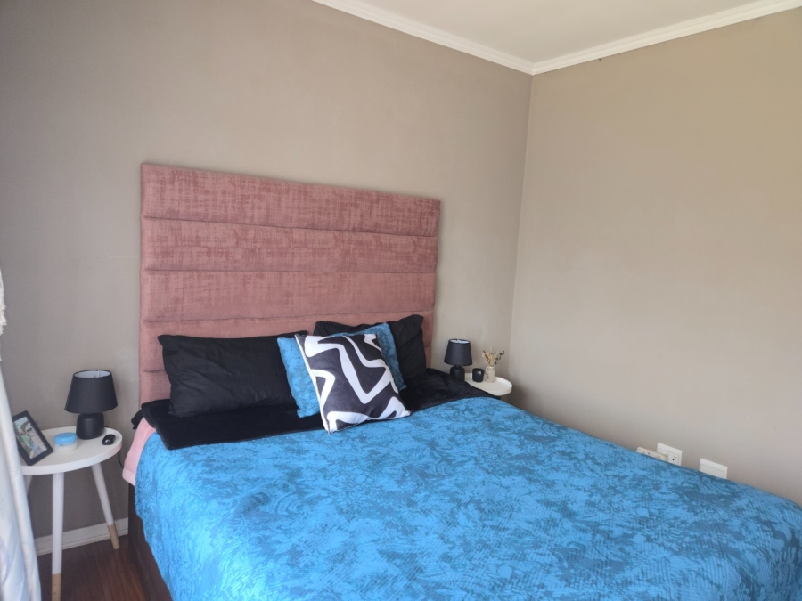 2 Bedroom Property for Sale in Ravensklip Gauteng