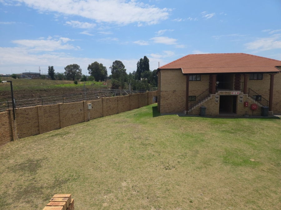 2 Bedroom Property for Sale in Ravensklip Gauteng