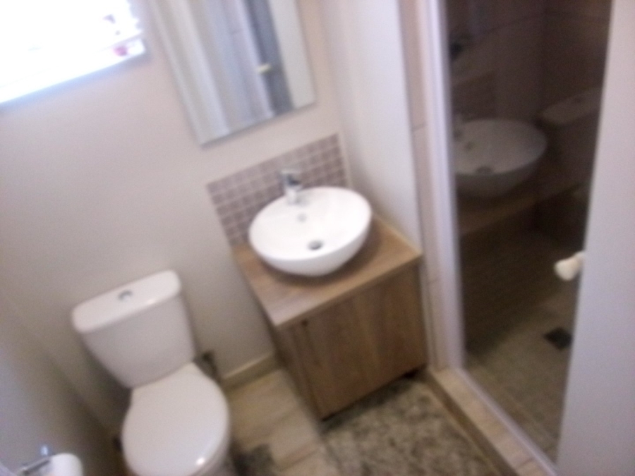 3 Bedroom Property for Sale in Blue Hills Gauteng