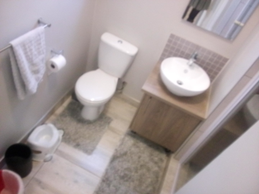 3 Bedroom Property for Sale in Blue Hills Gauteng