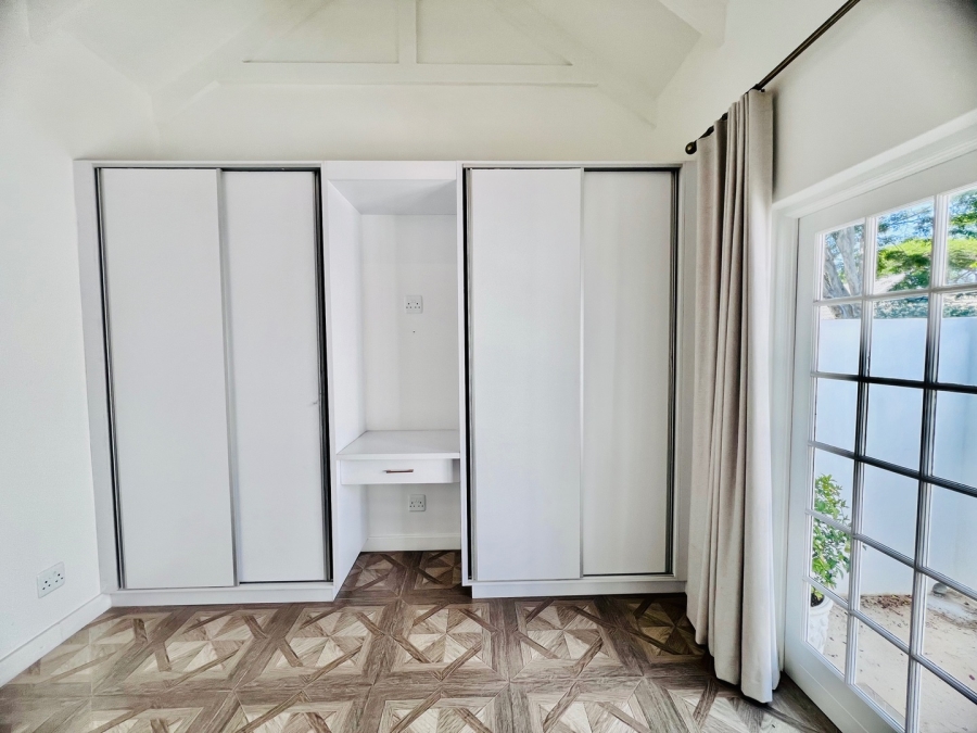 To Let 5 Bedroom Property for Rent in Silver Lakes Gauteng