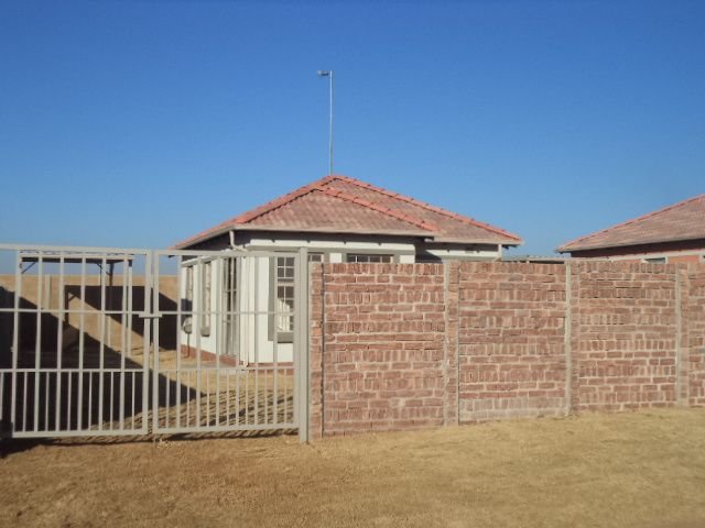 To Let 3 Bedroom Property for Rent in Andeon Gauteng