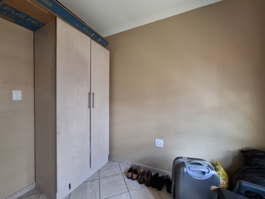 To Let 3 Bedroom Property for Rent in Andeon Gauteng