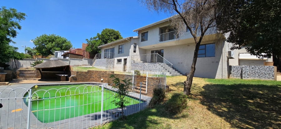 To Let 3 Bedroom Property for Rent in Bassonia Gauteng