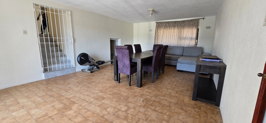 To Let 3 Bedroom Property for Rent in Bassonia Gauteng