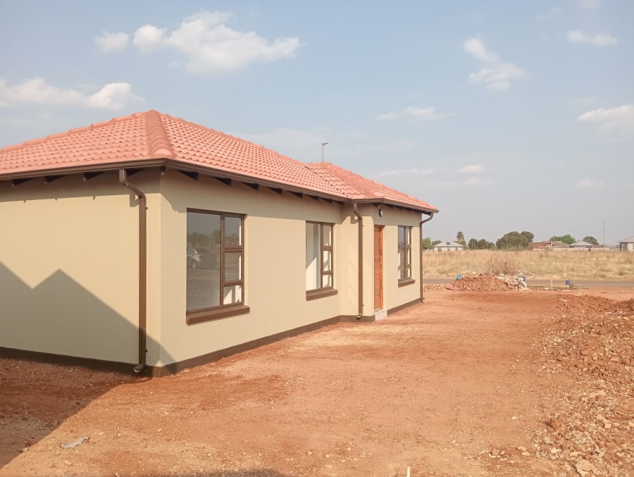 2 Bedroom Property for Sale in Windmill Park Gauteng