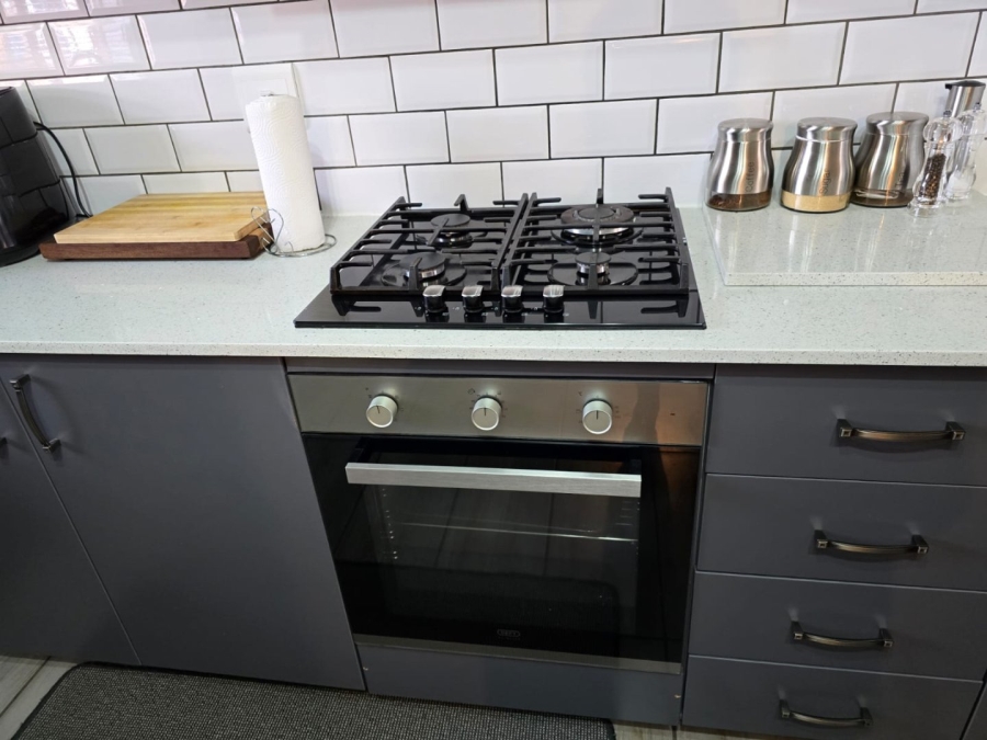 2 Bedroom Property for Sale in Witfield Gauteng