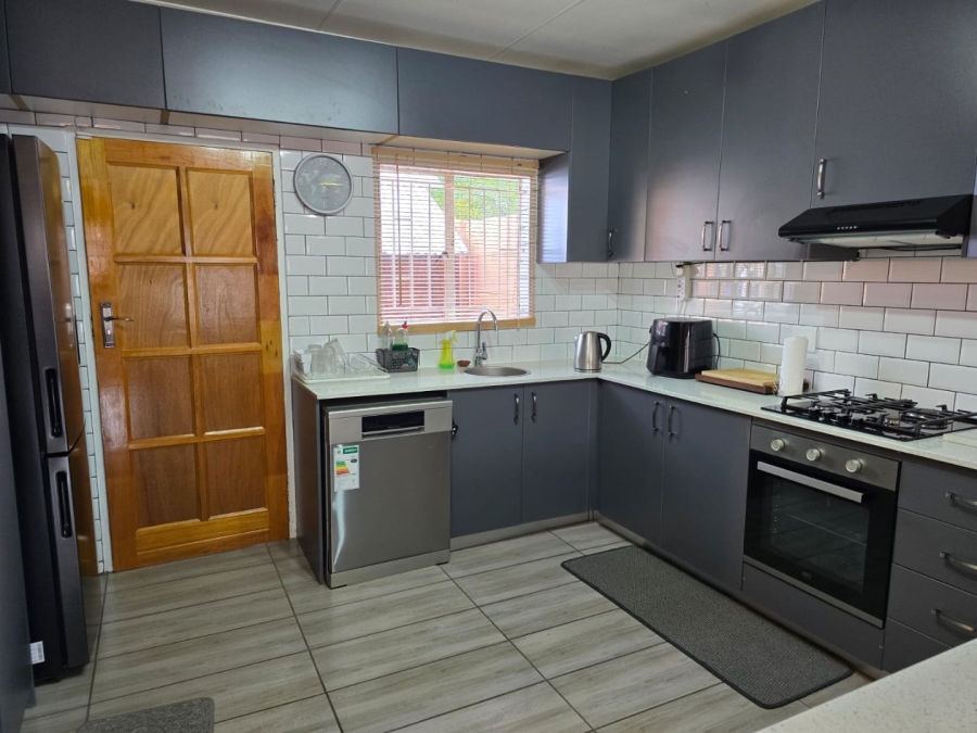 2 Bedroom Property for Sale in Witfield Gauteng