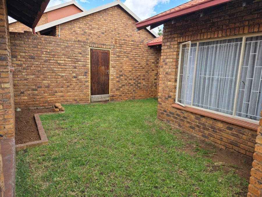 2 Bedroom Property for Sale in Witfield Gauteng